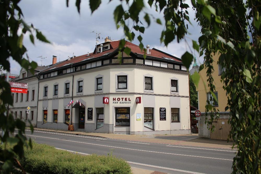 Hotel Pod Radnici Sumperk Exterior photo